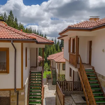 Комплекс Райковски Лодж Appartamento Pamporovo